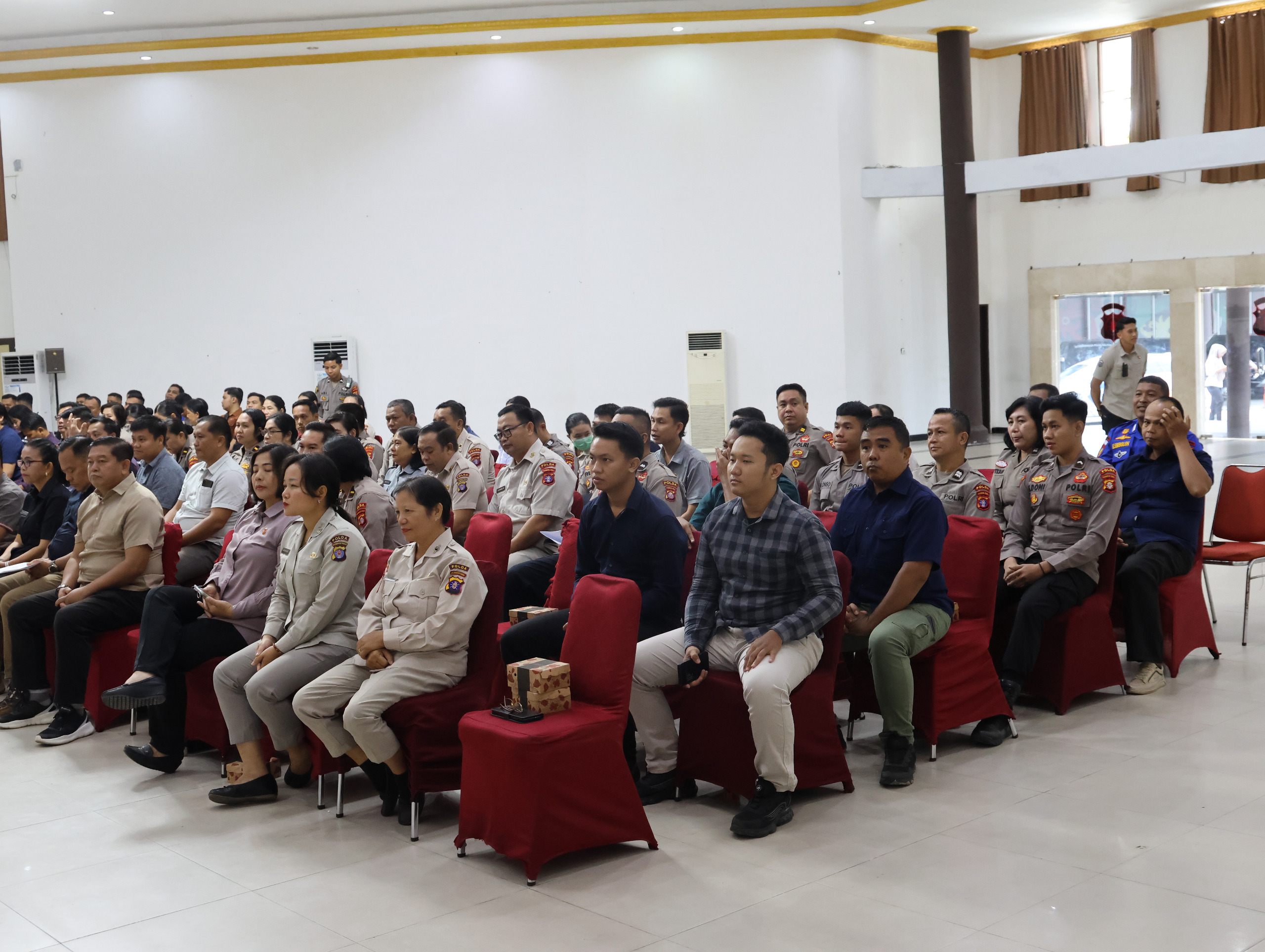 Tingkatkan Ketaqwaan dan Keimanan, Polda Kalteng Gelar Binrohtal Bagi Personel