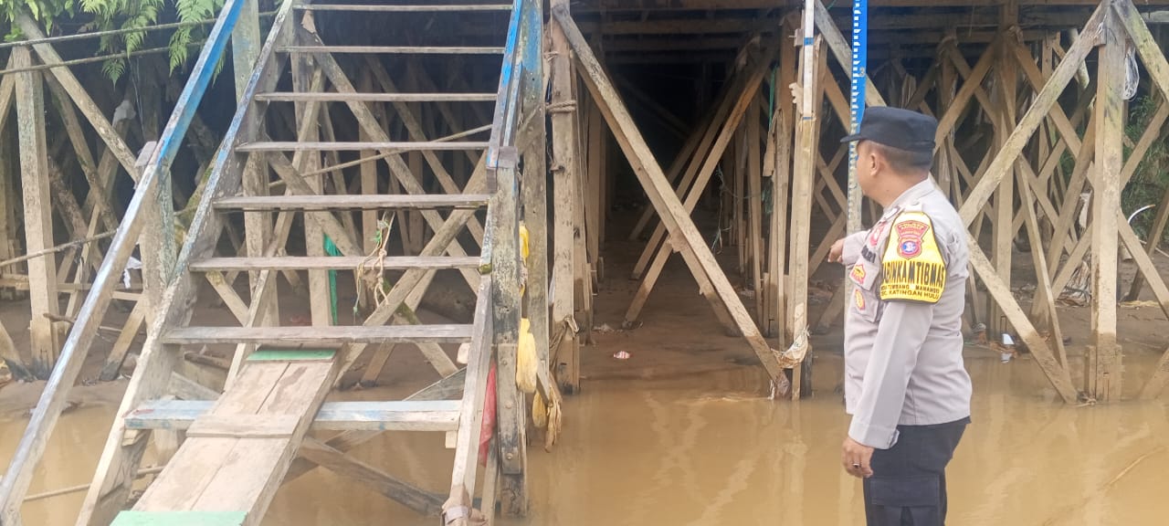 ‎Debit Air terpantau normal, Polsek Katingan Hulu Imbau Warga agar tetap waspada.